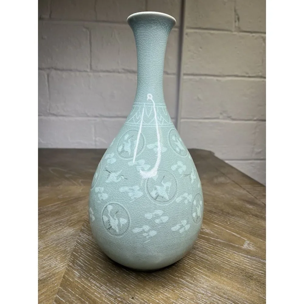Korean Celadon Bottle Yuhuchun Vase Crane Clouds Signed‎ 12.5